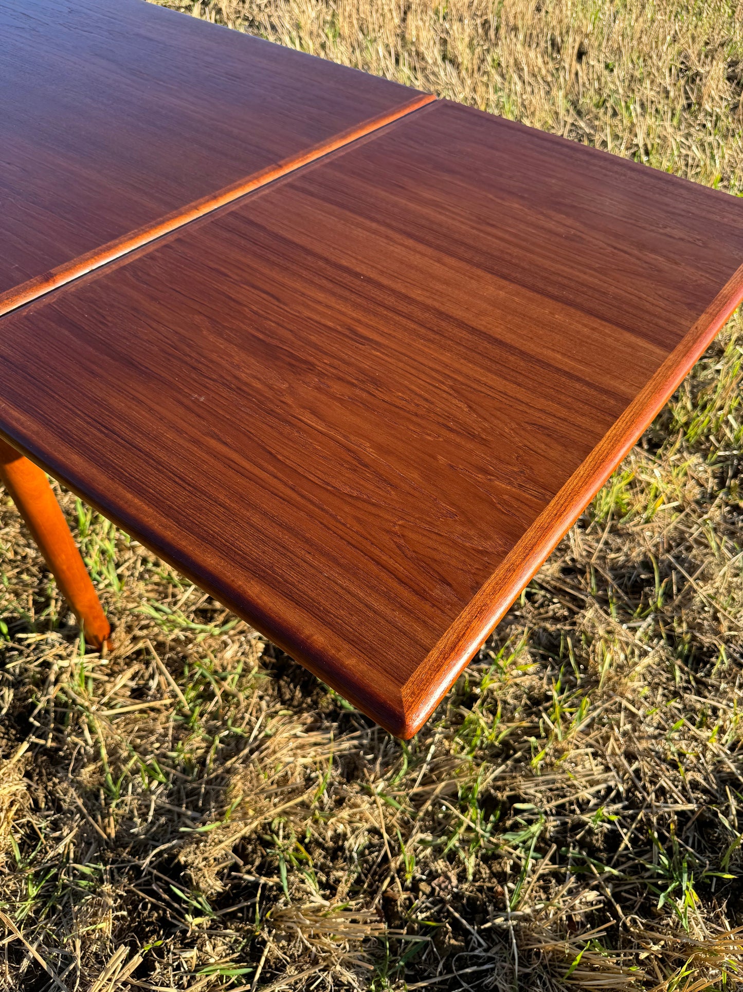 Midcentury Danish Extending Teak Table By A.M. Mobelfabrik. Vintage Modern / Retro Style